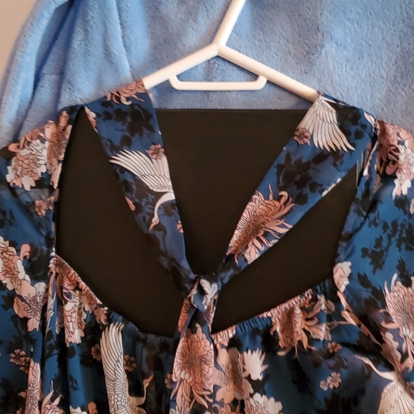 Pattern flowy blouse - Picture 4 of 6